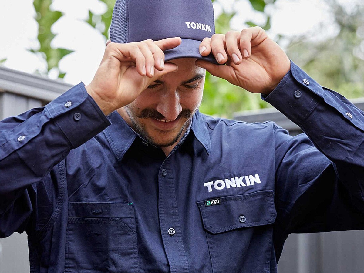 Finer Embroidery, Uniforms, Corporate Wear, Hi-Vis, Embroidery, Tonkin Group, FXD, Corporate team wearing embroidered business uniforms